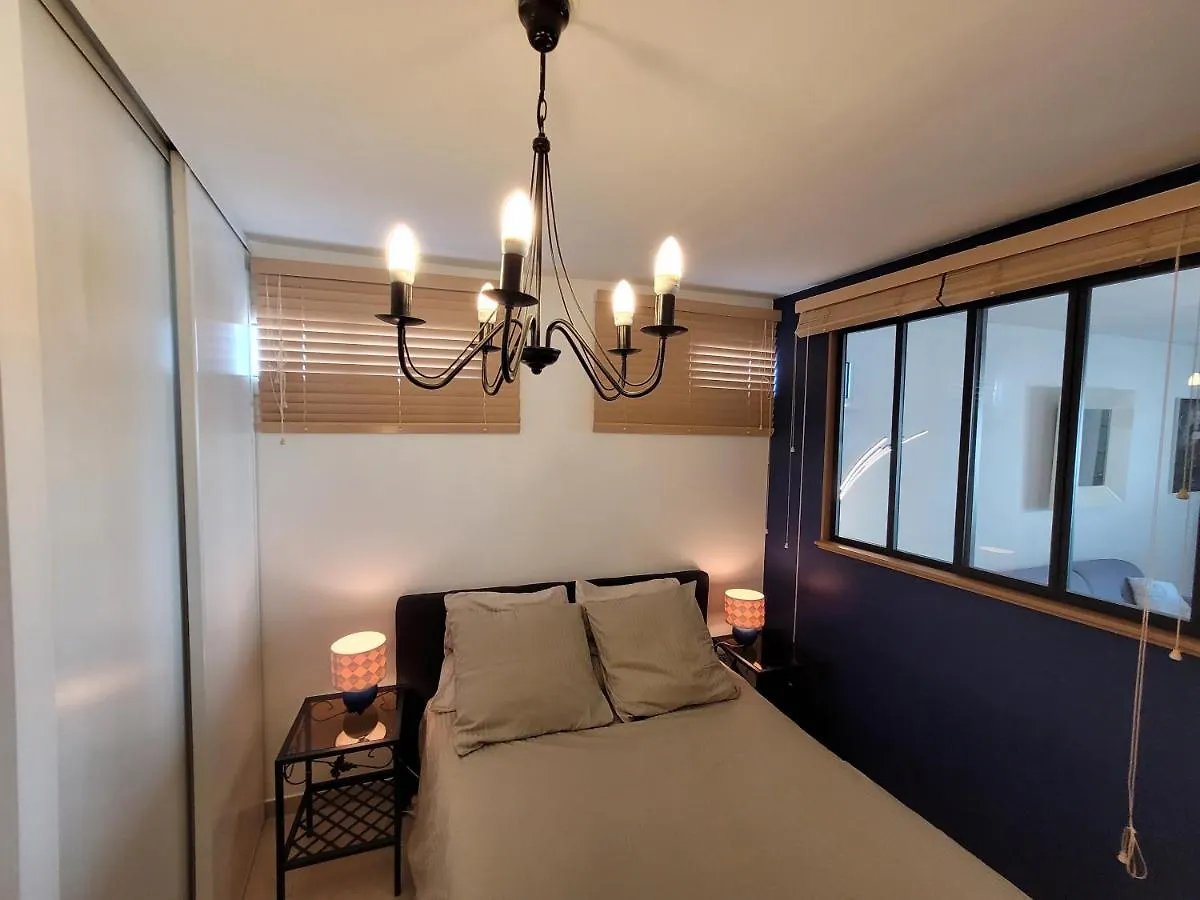 Apartment Parvis De La Mer, 50M De La Plage Nice